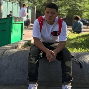 Meet your Posher, Brian